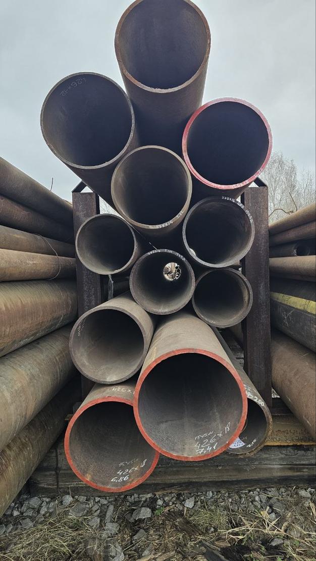 Труба крекинговая 426x18 сталь 15Х5М